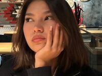 naked cam girl masturbating with dildo CelsaCoty