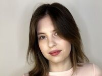 naked girl with cam fingering ChandraTays