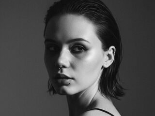 show live JudithSterett