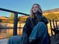 free livecam LillyStill