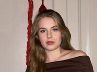 camslut naked SofiaWeber