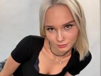 naked camgirl masturbating with dildo VeronaDarakjy