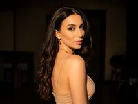 hot cam show KiraMae