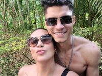 camcouple masturbating with dildo JosephandSarah