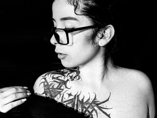 nude cam couple photo TheoAndCherry