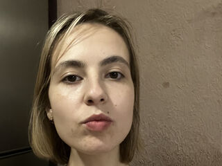 live striptease AdalineShay