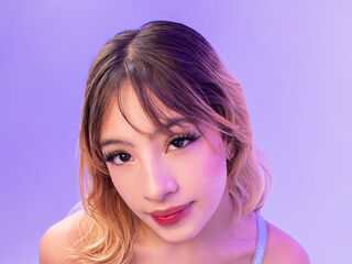 beautiful webcamgirl AlannaMilan