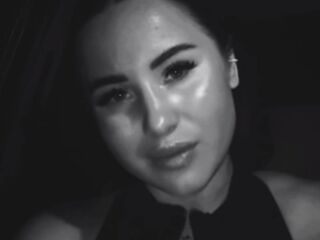 naughty cam girl masturbating AliceFluffy