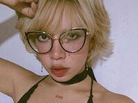 cam chat room AmelieMari