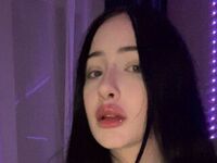 topless camgirl AnnaLooks
