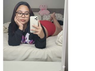 chat show AnnieAtencio