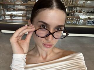 nude web cam AriaMonro