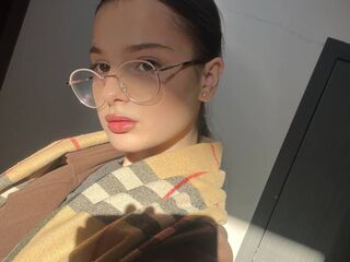 cam slut chat room BarberaMatejek