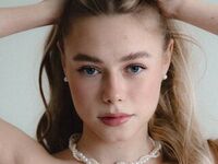 hardcore webcam BrittaniBrogren