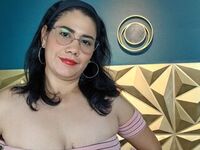 camgirl playing with sextoy CameronJhonson