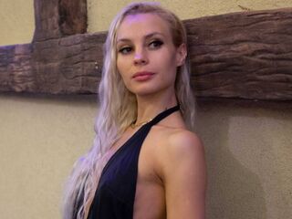 hot girl live web cam CathiGetsinger