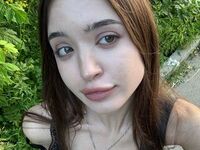 beautiful girl webcam ChandraHankin
