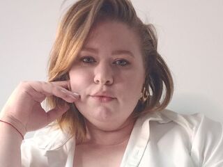 free web cam chat ChloeThru