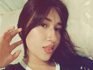 chat room picture ClaireThomas