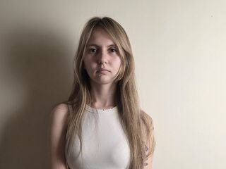 adult cam chat room CrissyLescano