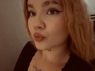 hot chatroom DorisHall