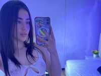 camgirl shaving pussy DulcineCooper