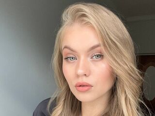 jasmin camgirl live ElaraBrooks