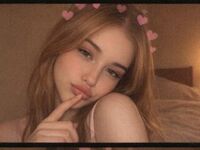 real live cam ElaraWinslow