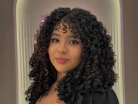 camwhore fingering shaved pussy EmilyJey