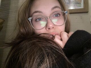 adult liveshow EmilyLoven