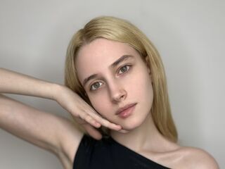 online chat EmmaHurriet