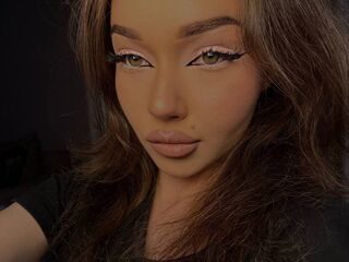 hot cam girl spreading pussy GhislainePerot