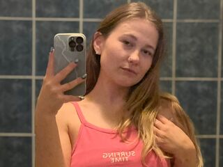adult cam GlossyMonica