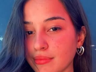 naked camgirl fingering pussy HannyMia