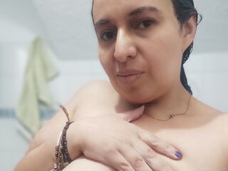 chatroom webcam IbannaBely