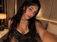 teaser cam IrinaLewis