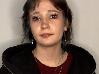 cam girl masturbating with vibrator JanethPontoriero