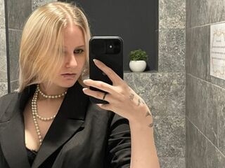 naked cam girl masturbating JenaeMcquillen