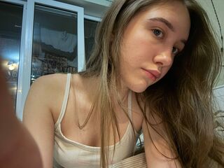 hot cam girl fingering shaved pussy JeniseLozado