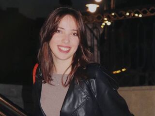 girl chatroom JovanRahimi