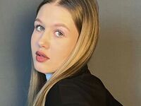 naked webcamgirl JoycelynDoctor