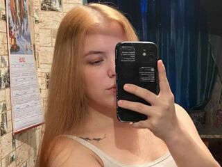 chat room live webcam KarrieAnesi