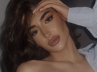 fingering camslut KayonaEvans