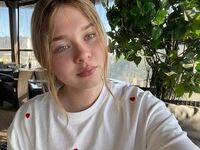 camgirl pic KendallHennig