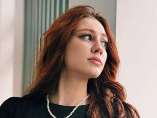 livecam chat KristinaGuernsey