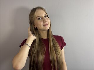 live sex pic LeolaHunkins