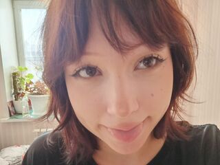naked webcamgirl photo LeonaMuchow