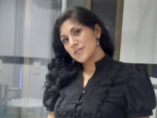 web cam chat LiaClarson