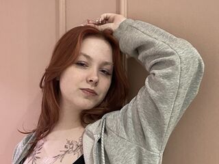 free nude webcam show LindaBenne