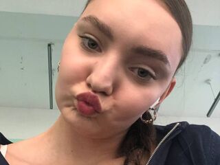 chat room picture LourdesFronk